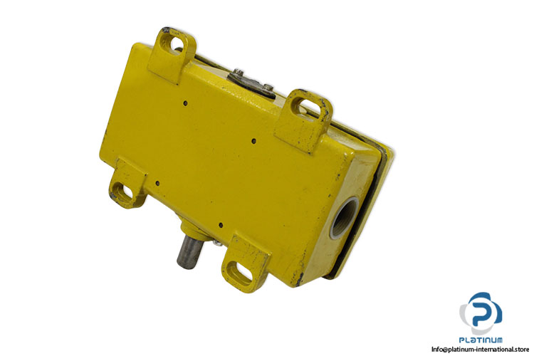 schmeasal-M-A-471-22Y-rotary-position-switch-(used)-1