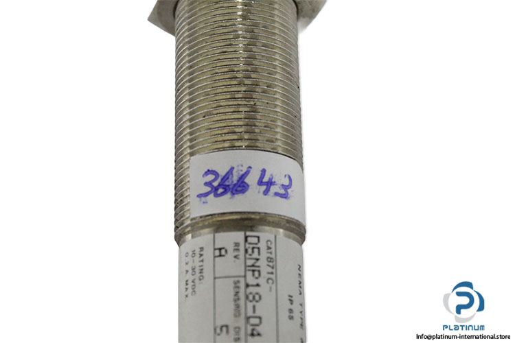 allen-bradley-871c-d5np18-d4-a-inductive-sensor(used)-6