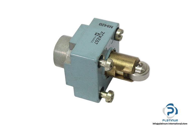 telemecanique-zcke67-limit-switch-head(new-without-carton)
