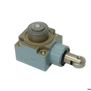 Telemecanique ZCKE64 Limit Switch Head