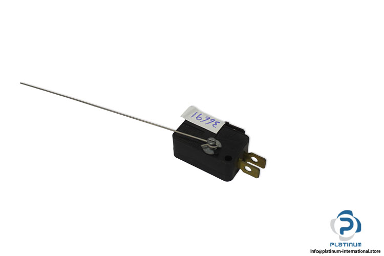 crouzet-83137-102-mm-miniature-microswitch(new)-1