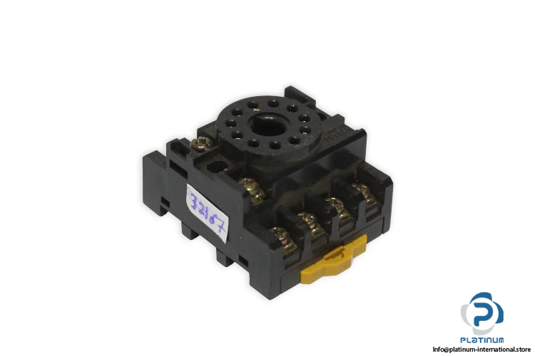 omron-pf113a-socket(new)
