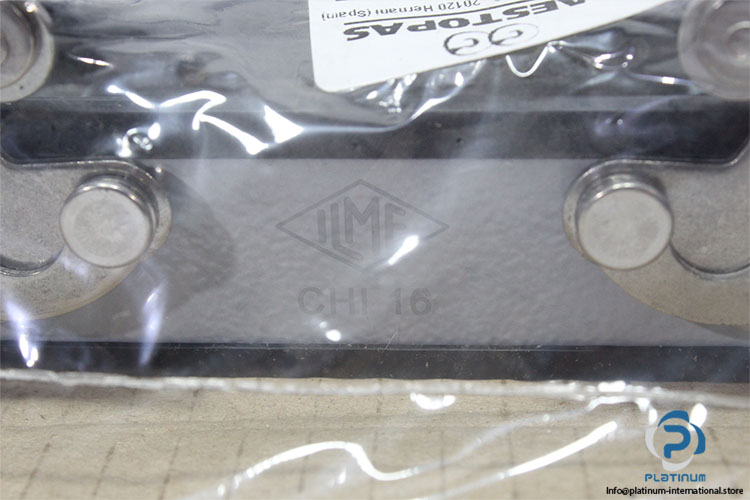 gaestopas-CHI-16-bulkhead-mount-housing-(new)-1