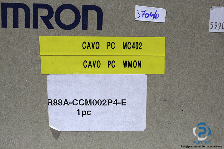 omron-R88A-CCM002P4-E-communication-cable-(new)-(carton)-6