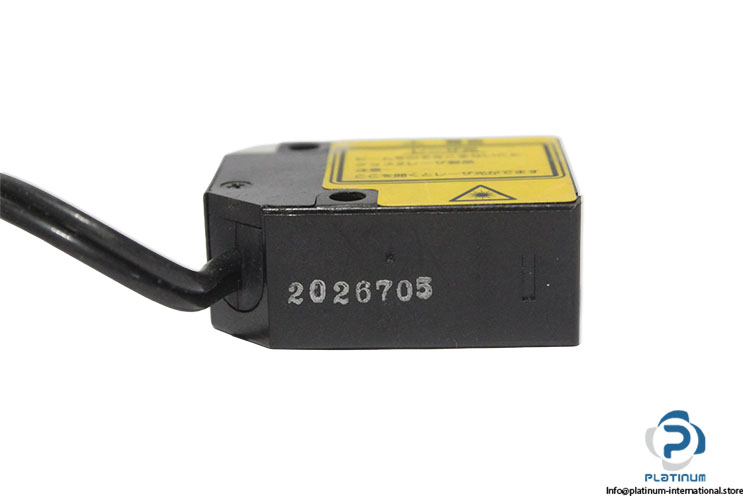 omron-E3C-LD11-photoelectric-sensor-(new)-(carton)-3