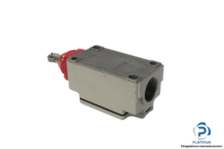 omron-D4B-1171-roller-safety-limit-switch-(new)-1