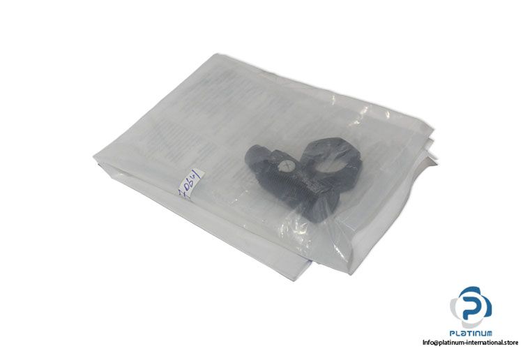 omron-E3F1-DP22-photoelectric-sensor-(new)