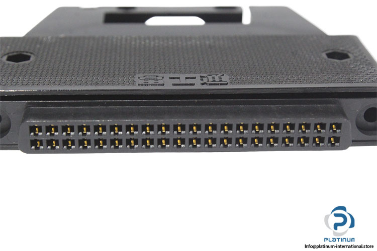 omron-C500-CE401-connector-module-(new)-(carton)-2