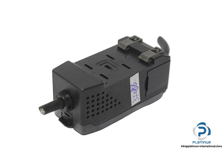 omron-ZX-LDA41-N-smart-amplifier-display-sensor-(used)-1