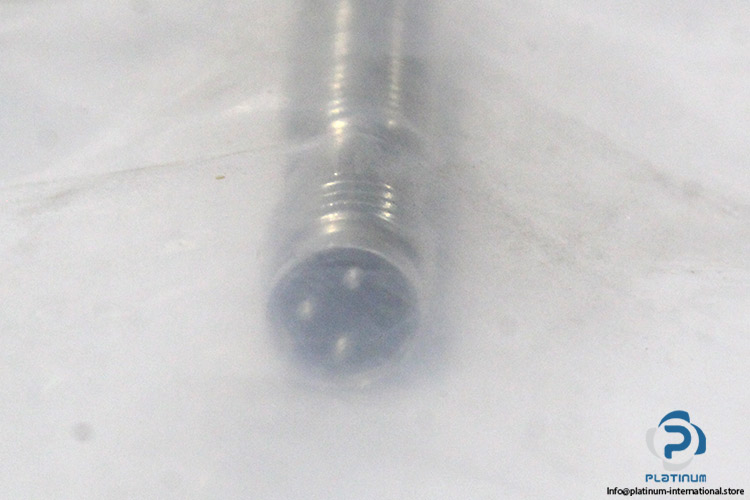 omron-E2A-S08KS02-M5-B2-inductive-proximity-sensor-(new)-2