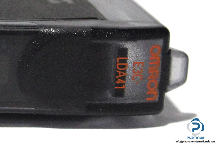 omron-E3C-LDA41-photoelectric-sensor-(new)-(carton)-5
