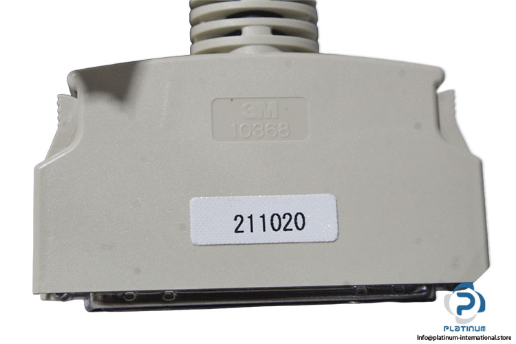 omron-CS1W-CN223-connecting-cable-(new)-(carton)-5