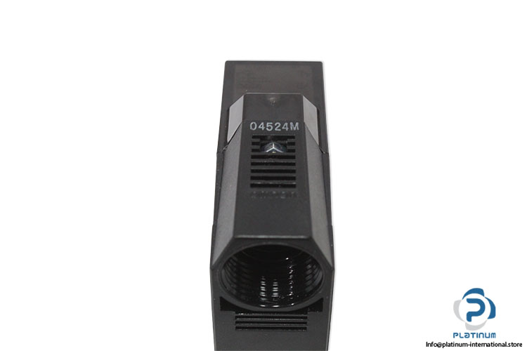 omron-e3jm-r4m4-g-photoelectric-sensor(new)-3