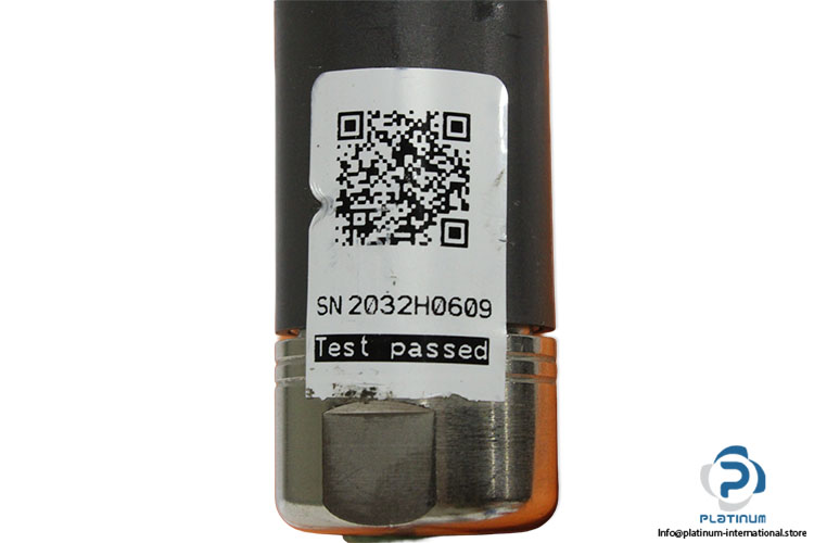 allen-bradley-2090-CSBM1DG-18LF06-a-motor-cable(new)-9