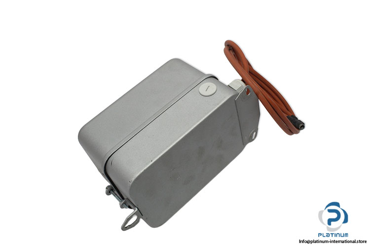 ZA20100LH51-ignition-transformer-(New)-1