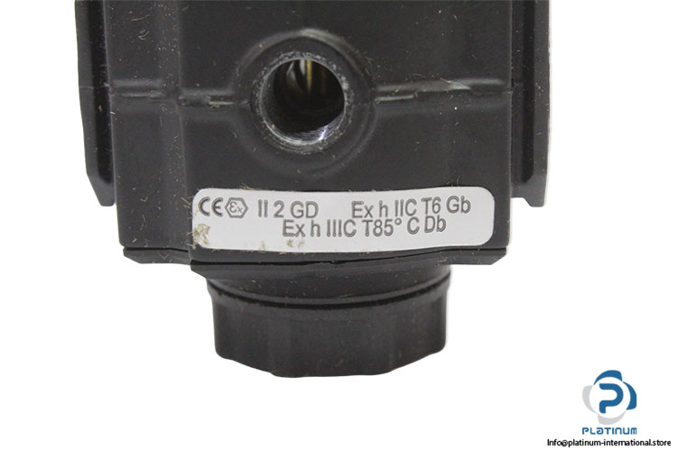 norgren-R72G-2GK-RMN-pressure-regulator-(New)-4
