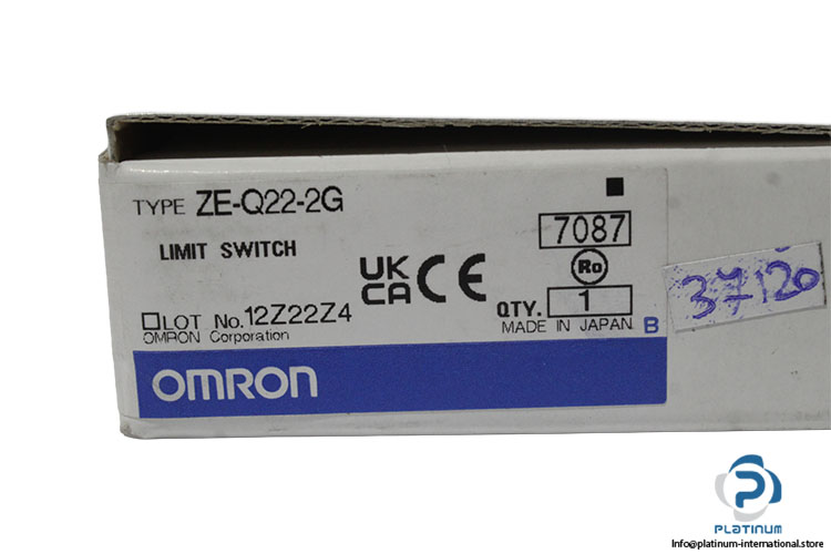omron-ZE-Q22-2G-roller-plunger-enclosed-limit-switch-(new)-(carton)-4