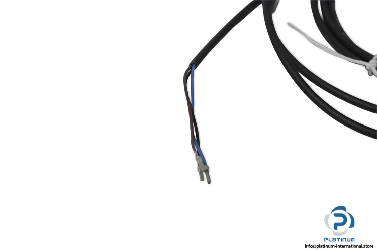 sick-6042022-inductive-proximity-sensor-(new)-2