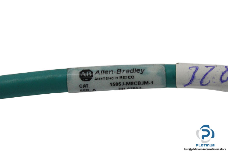 allen-bradley-1585J-M8CBJM-1-a-motor-cable(new-without-carton)-3