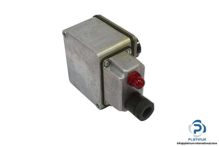 rexroth-HED2OA23_200ZL220-pressure-switch-(New)-1