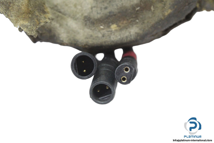 a.u.k-muller-50.007.100-cartridge-valve-(Used)-8