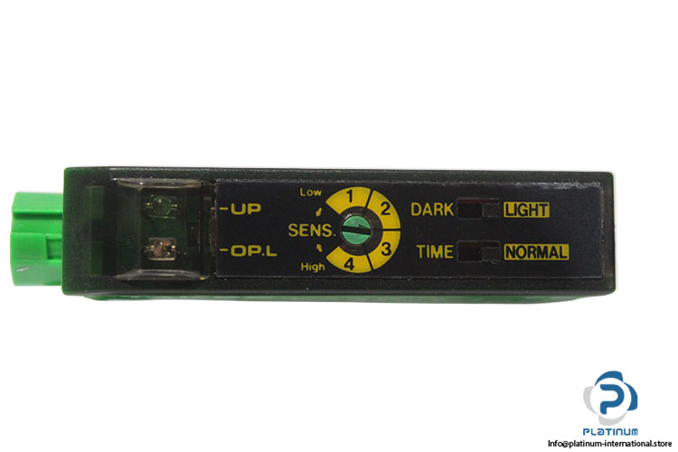 takex-F1RHPN-fiber-optic-sensor-(new)-(carton)-2