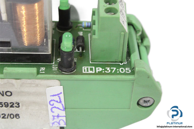 phoenix-contact-PCB-PC24D04N-5755923-relay-interface-module(used)-5