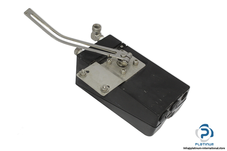 palmstiernas-D3-digital-positioner-(Used)-1
