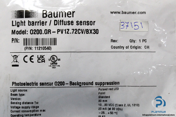 baumer-O200-GR-PV1Z-72CV-BX30-diffuse-sensor-(new)-(package)-3