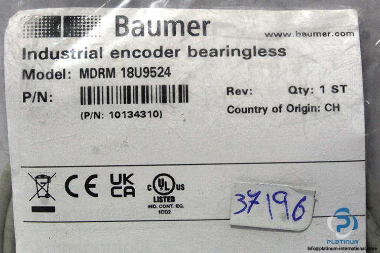 baumer-MDRM-18U9524-2m-magnetic-angle-sensor-(new)-(package)-3