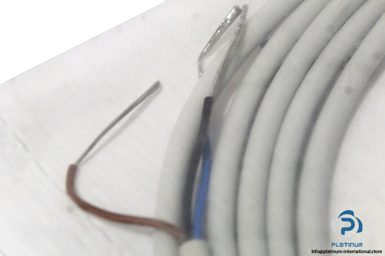 micro-detectors-AH6_AP-1A-inductive-proximity-sensor-(new)-(package)-1