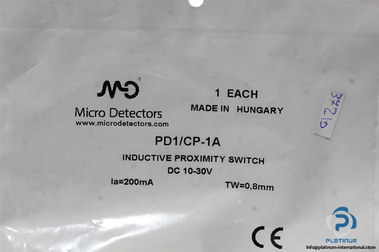 micro-detectors-PD1_CP-1A-inductive-proximity-sensor-(new)-(package)-3