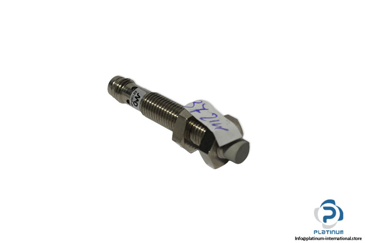 micro-detectors-AE1_AP-2F-inductive-proximity-sensor-(new)-1
