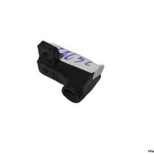 SMC	D-A77C Reed Auto Switch
