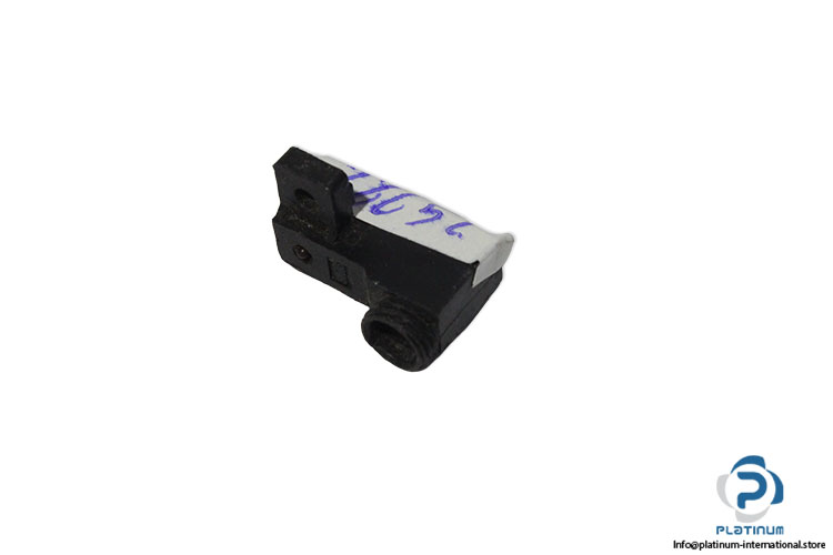 smc-D-A77C-reed-auto-switch-(used)