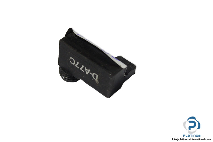 smc-D-A77C-reed-auto-switch-(used)-1