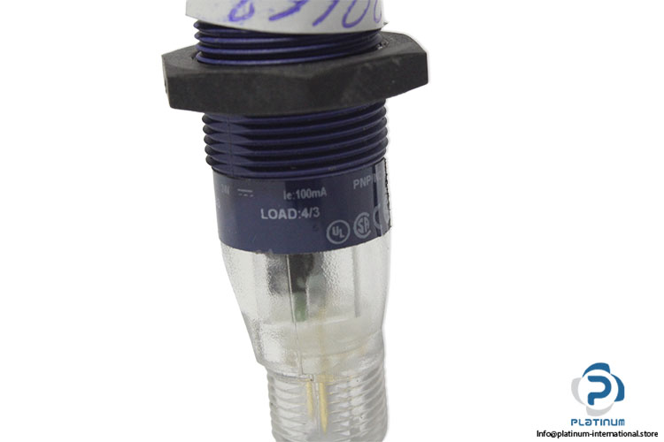 telemecanique-XUB9APBNM12-photoelectric-sensor-(used)-4