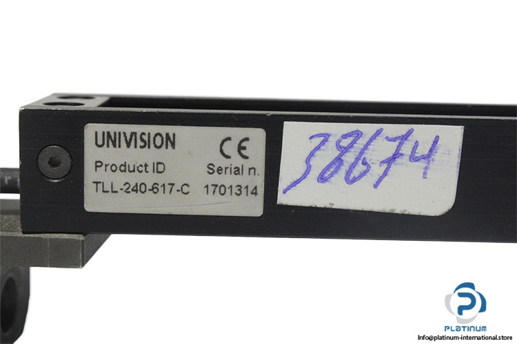 univision-TLL-240-617-C-led-light-bar-(used)-4