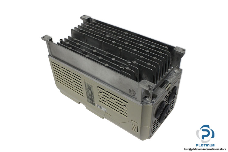 yaskawa-CIMR-G7U20P7-ac-frequency-drive-(new)-(carton)-1