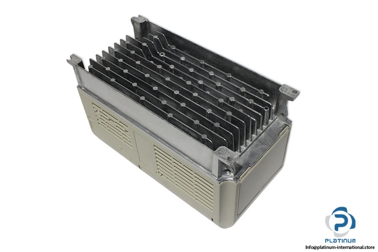yaskawa-CIMR-G7U21P5-ac-frequency-drive-(new)-(carton)-1