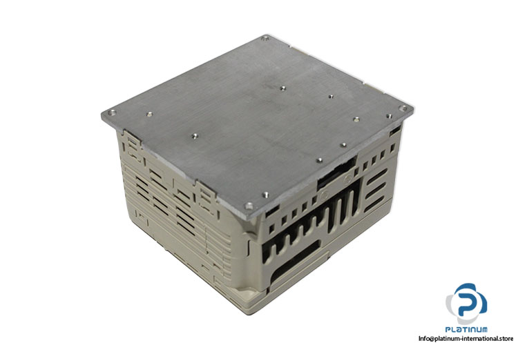 yaskawa-CIMR-VC4A0011JAA-ac-frequency-drive-(new)-(carton)-1