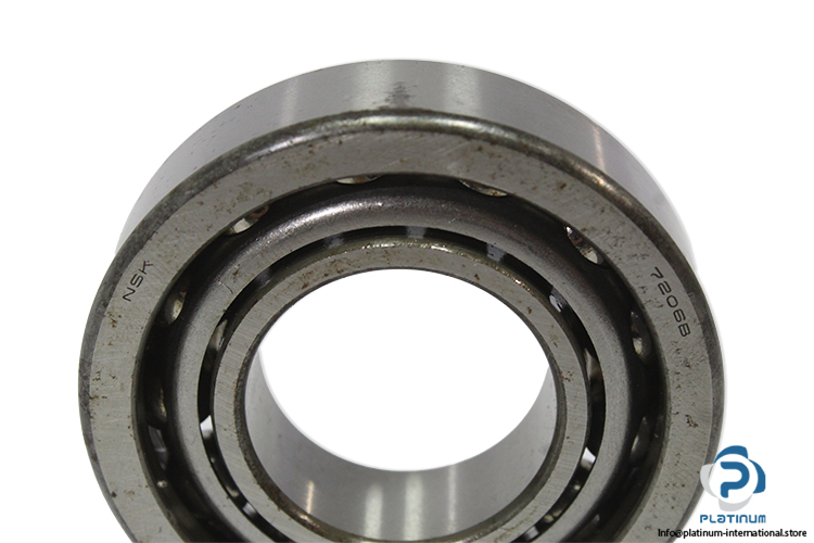 nsk-7206B-angular-contact-ball-bearing(used)-1