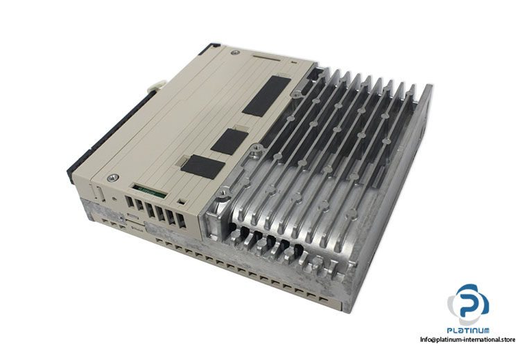 yaskawa-SGDV-2R8AE5A-servo-drive-(New)-1