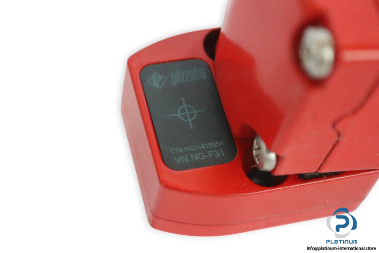 pizzato-NG-2D5D411A-F31-safety-lock-switch-(New)-2