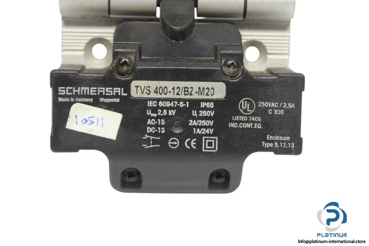schmersal-TVS-400-12_BZ-M20-safety-switch-(Used)-1