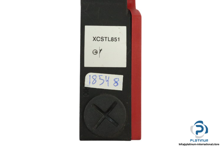 telemecanique-XCSTL851-safety-switch-(new)-2