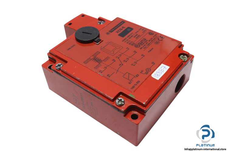 telemecanique-XCS-E8511-_-XCS-E-safety-switch-(used)