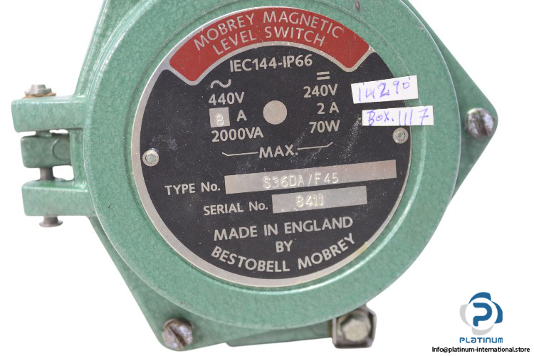 mobrey-S36DA_F45-horizontal-level-switch-(Used)-1