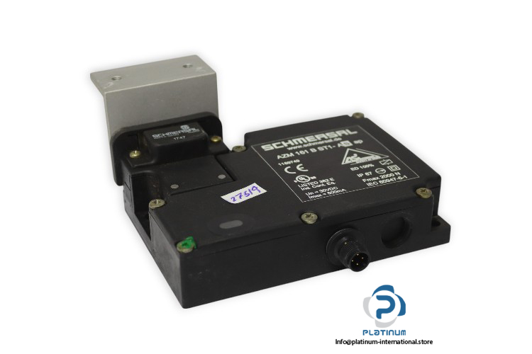 schmersal-AZM-161-B-ST1-AS-AP-solenoid-interlock-(used)