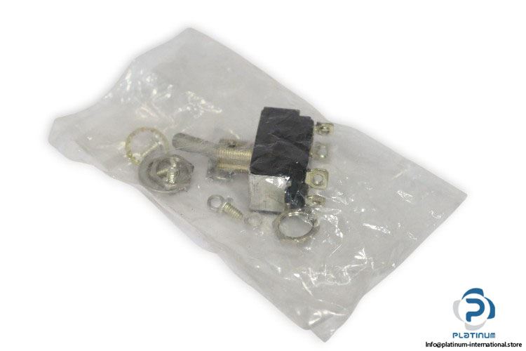 eaton-MS35058-27-toggle-switch-(New)